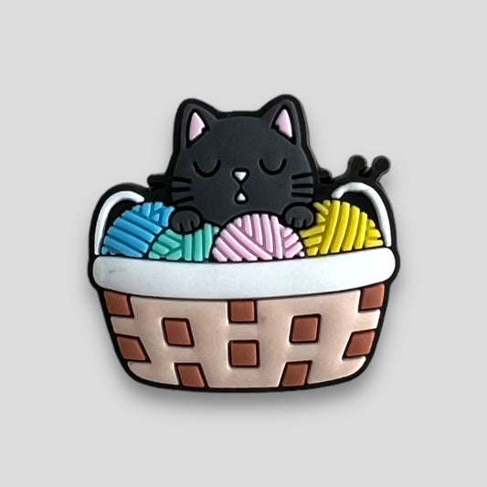 Knitting Cat | Cats