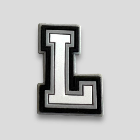 L | Black & White Letters
